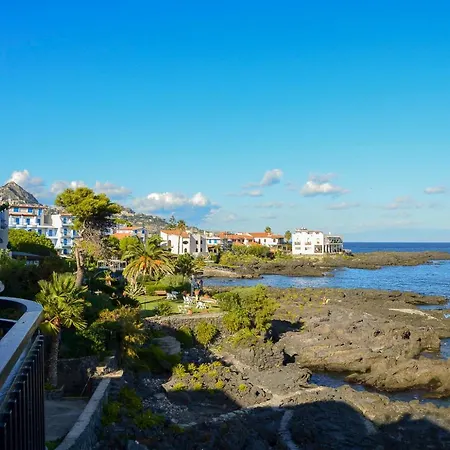 Paradise Apartment Giardini-Naxos