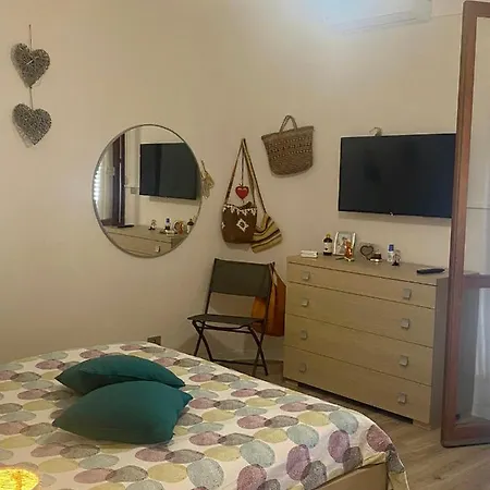 Apartment Paradise *